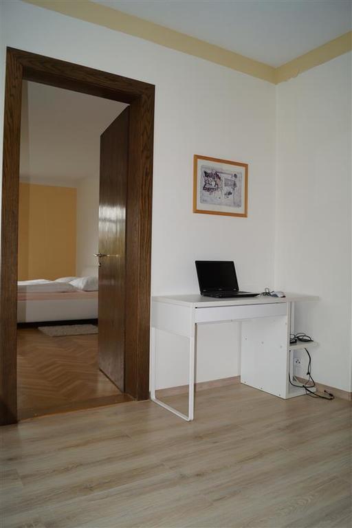 Apartman U Stadionu Broumov Buitenkant foto